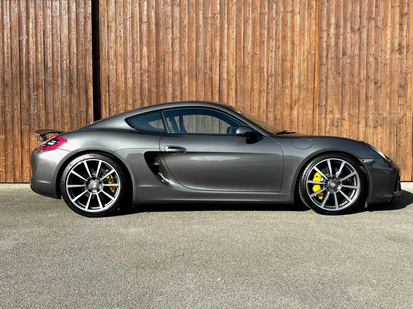 Porsche Cayman GTS